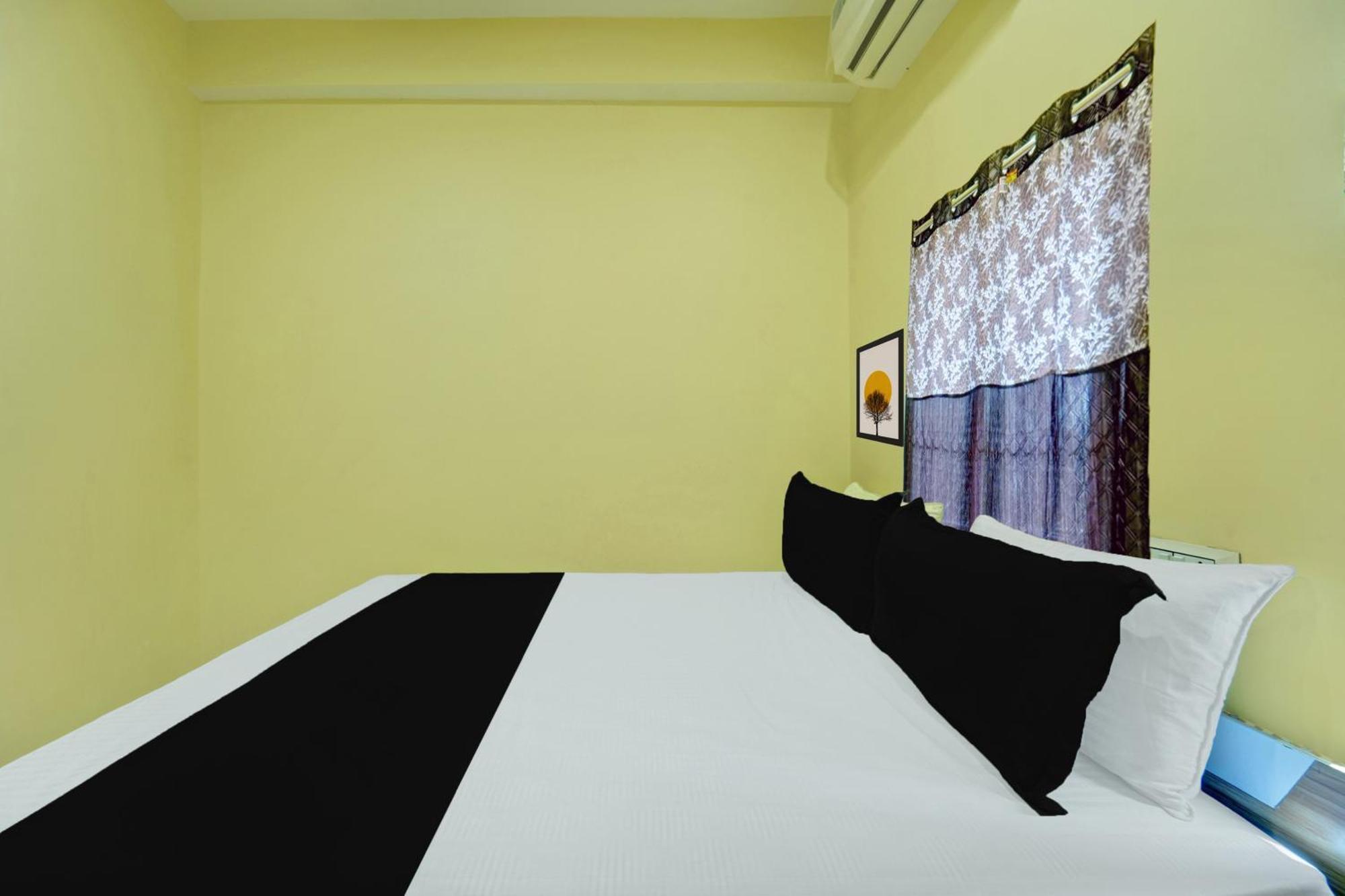 Hotel O Radha Rani Hotel Rājgīr Eksteriør billede